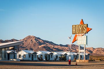 Route 66: Roy's Motel and Café by Frenk Volt