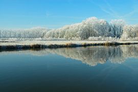 Winter landscape on the Vecht by Merijn van der Vliet