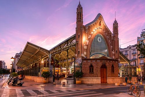 The beautiful Mercado de Colón in Valencia (0166)