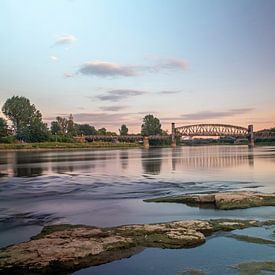 Magdeburg - Elbe und Hubbrücke bei Sonnenuntergang von t.ART