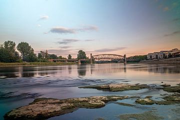 Magdebourg - Elbe et pont levant au coucher du soleil sur t.ART