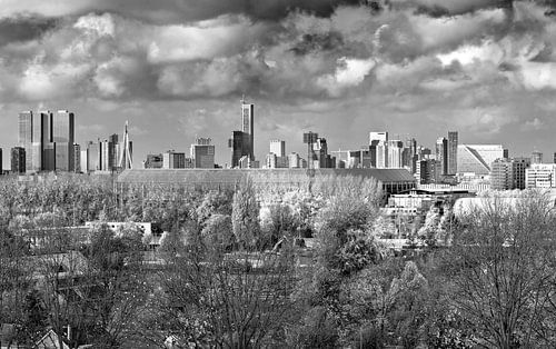 De Kuip zoomed in black and white by Midi010 Fotografie