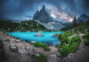 Dolomites Lago di Sorapis Panorama en soirée