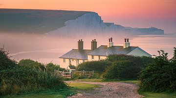 Sunrise in Cuckmere Haven and the Seven Sisters