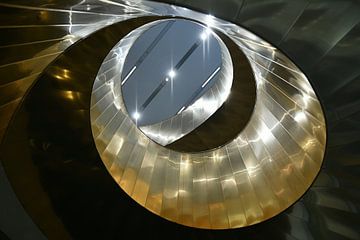 Composition #4: Spiral Staircase in Grey and Gold van Rini Kools