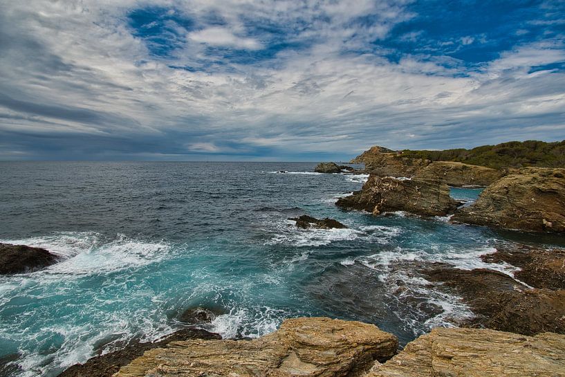 Wild bay on the Ile du Gaou by Tanja Voigt