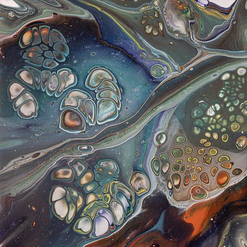 Traveling cells.