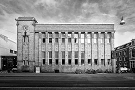 De voormalige Incassobank in Utrecht aan de Nobelstraat. van André Blom Fotografie Utrecht