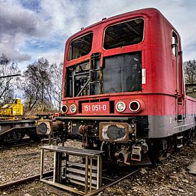 Abandoned and lonely by Johnny Flash