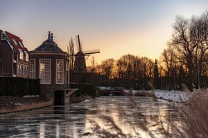 Lever de soleil hivernal derrière la Theehuisje à Middelburg