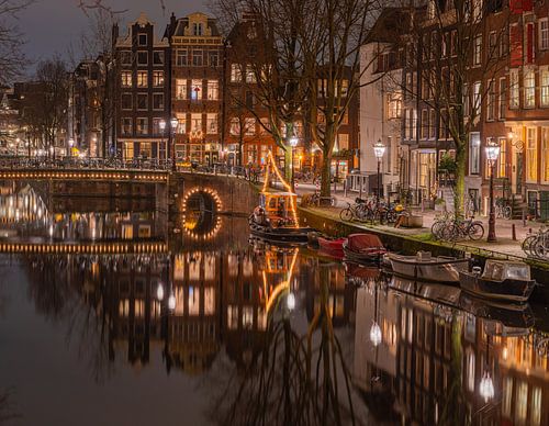Reflets nocturnes à Brouwersgracht