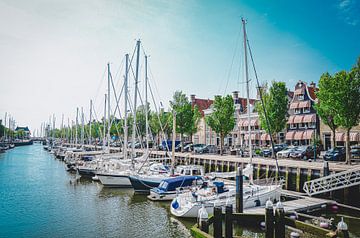 Hafen in Harlingen, Friesland von Daphne Groeneveld