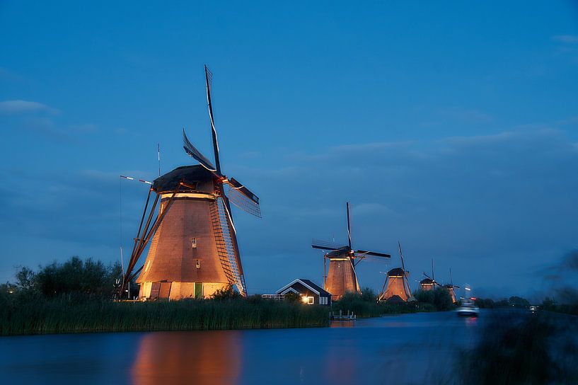 Kinderdijk Lighting week 2019 by Ad Jekel