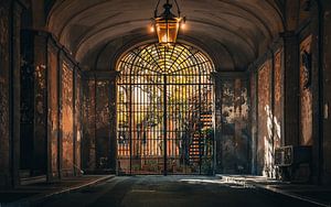 Les portes de la cour, Rome