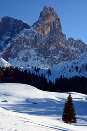 Chimon della Pala by Bettina Schnittert