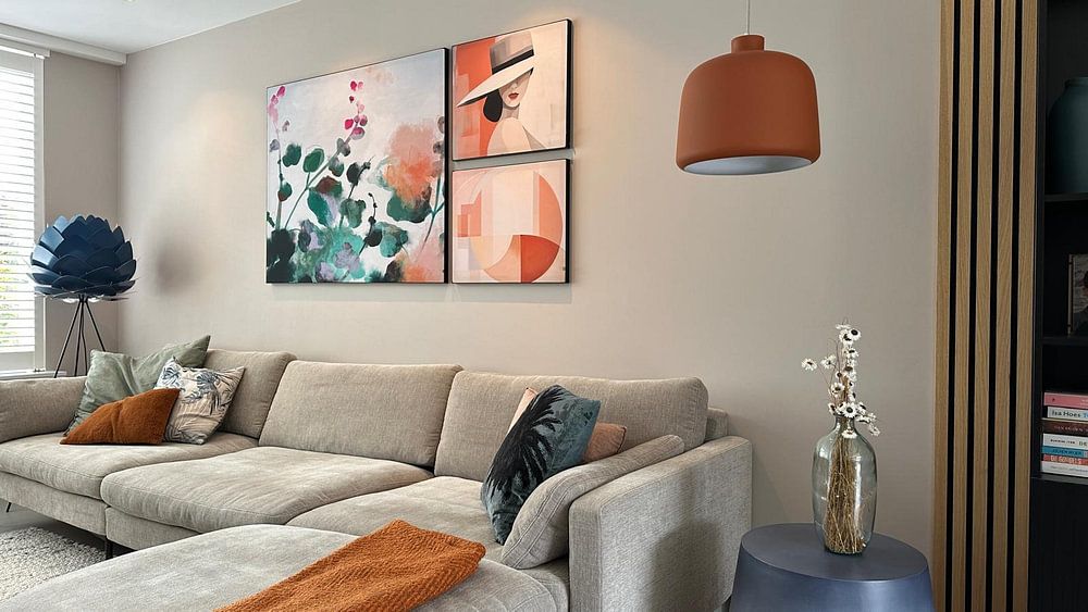 LaLunetricotee Mauve, des fleurs dans le jardin par Ana Rut Bre