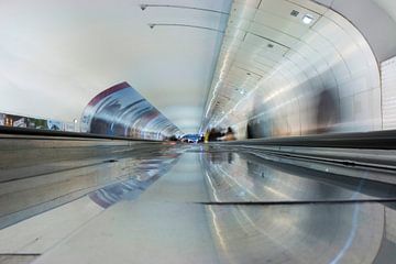 Parijs Metro tunnel met loopband - ondergronds in Frankrijk