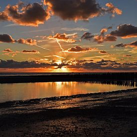 Sunset in Zeeland (The Netherlands) von Herman Keizer
