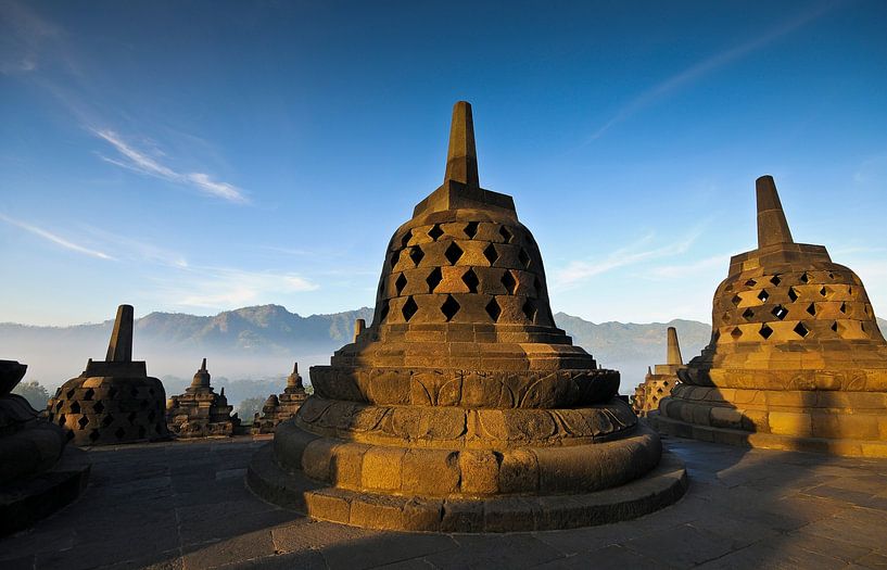 Ambiance matinale à Borobudur par Andreas Kilian