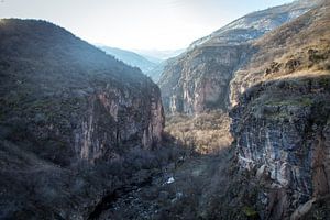 Vallée de montagne dans le sud de l'Arménie sur Julian Buijzen