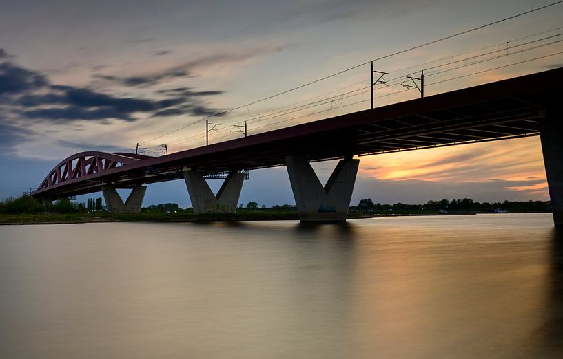 L'arc-en-ciel au-dessus de l'IJssel par Michel Knikker