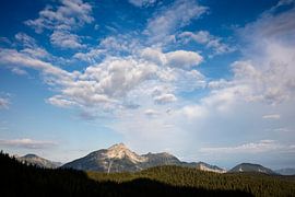 Wolkenstimmung über dem Daniel by Andreas Müller