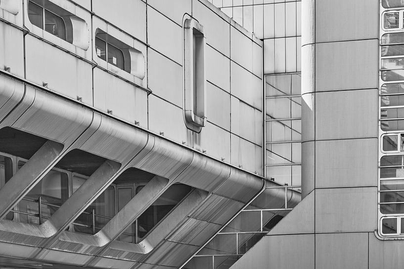 High-tech architectuur ICC Berlijn van Jenco van Zalk