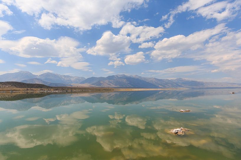 Mirroring dream clouds by Gerben Tiemens