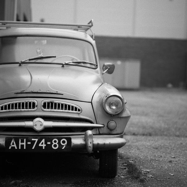 Oude Skoda van Maikel Brands