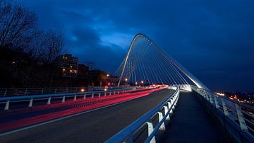 Brug bij station Guillemins van Miranda Lodder