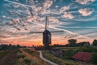 Molen van Heusden met de opkomende zon van Tim Vrijlandt thumbnail