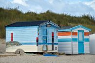 Beschilderde strandcabine van Ad Jekel thumbnail