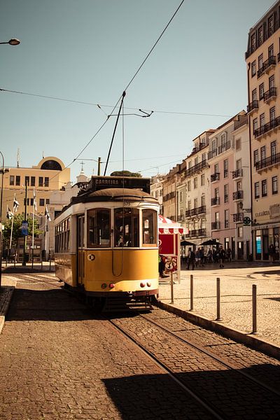 Lisbon by Hello Pompoyo
