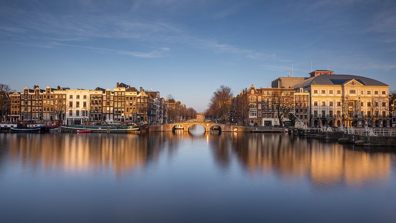 L'heure d'or sur l'Amstel à Amsterdam par Thea.Photo