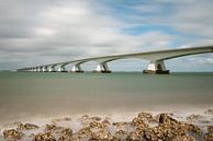 Die Zeeland-Brücke, Blickfang der Oosterschelde von Gerry van Roosmalen Miniaturansicht
