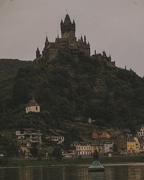 Ontdek de Magie van het Kasteel van Cochem: Een Tijdloze Reis van angelo adriaenssens