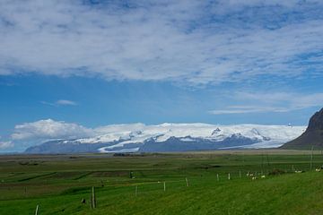 Islande - Montagnes blanches du glacier vatnajoekull sur adventure-photos