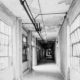 Corridor in abandoned hospital by Chantal Kielman