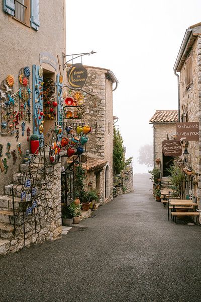Poterie de Gourdon, France by Bodil de Jong