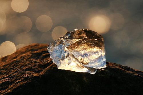 Ice on the rocks by Bob Bleeker