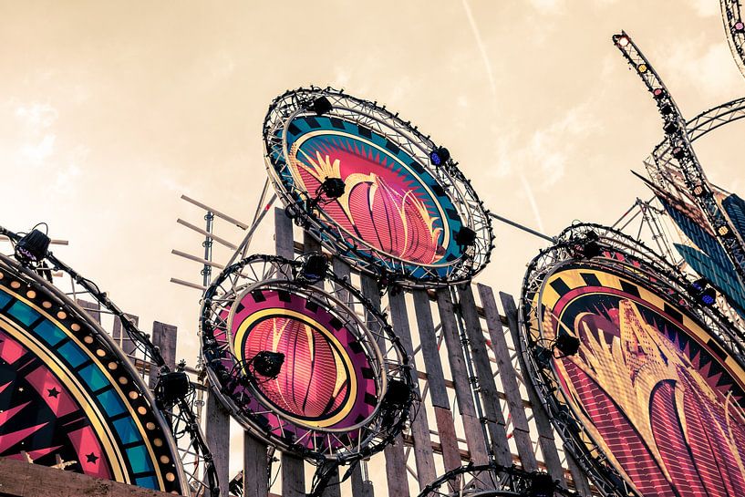 Festival Essence : Splendeur industrielle capturée à Paaspop, Extrema Outdoor et Solar Festival 05 par FotoDennis.com | Werk op de Muur