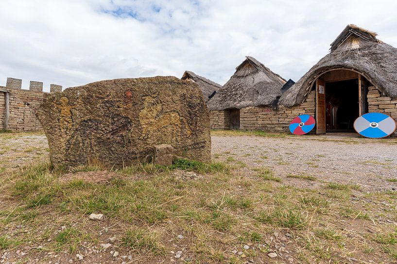Eketorps borg, forteresse en forme d'anneau sur l'île d'Öland. par Hans Brinkel