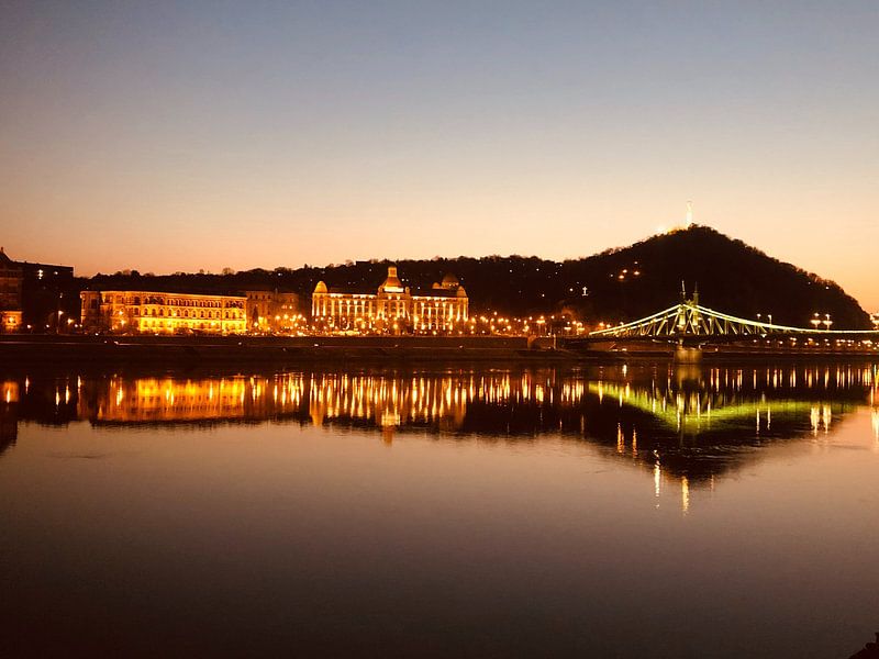 Budapest by Hello Pompoyo