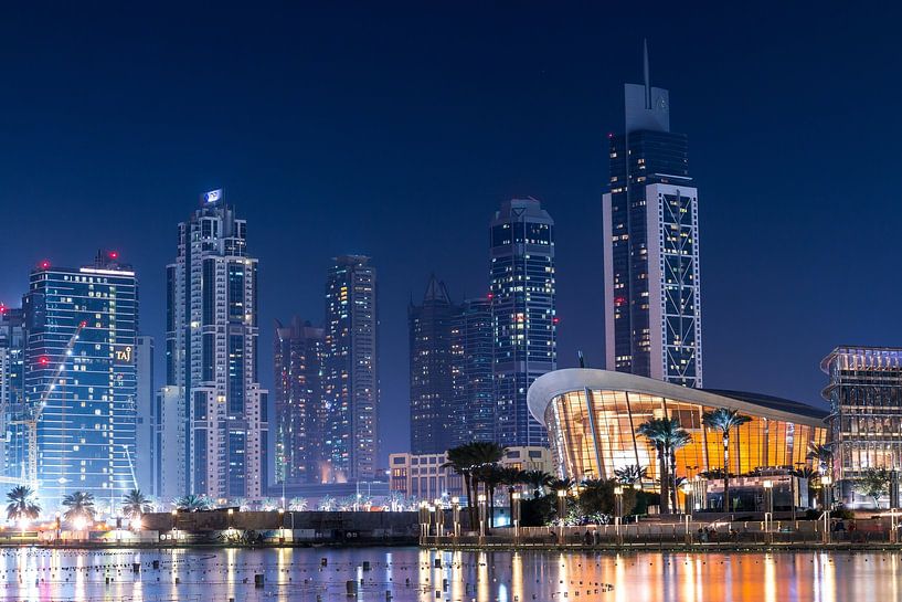 Dubai by Hello Pompoyo