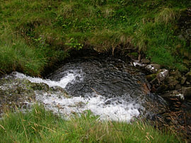 An Linne Dhubh – The Dark Basin van Helmut Martin - The Art of Stone - Steinkunst & Photographie