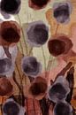 Abstrakte botanische Kunst. Blumen in Mokka-Mousse-Braun, Lila und warmem Grün. von Dina Dankers Miniaturansicht