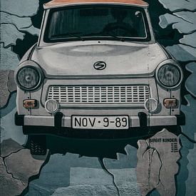 Trabant op de Berlijnse Muur van Quinten