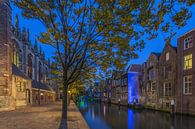 Grote Kerk en Pottenkade in Dordrecht in de avond van Tux Photography thumbnail