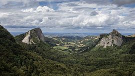 Rochers Tuilière et de la Sanadoire, Auvergne, France sur Imladris Images
