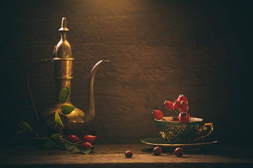 Une tasse d'églantier sur Regina Steudte | photoGina